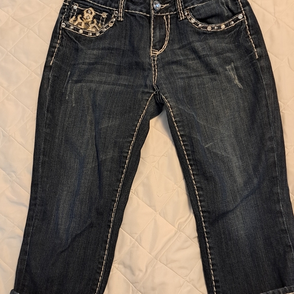 Juniors LA Idol Capris size 9 - Picture 2 of 7